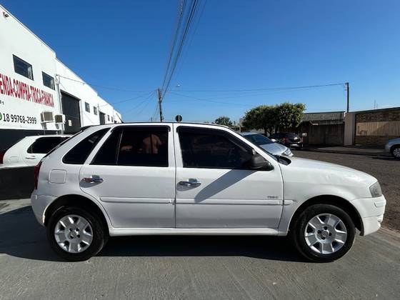 VOLKSWAGEN GOL 1.0 MI 8V FLEX 4P MANUAL G.IV